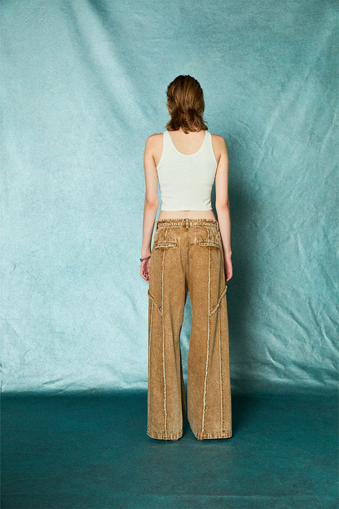 【TAUPE】"カットオフジップデニムパンツ"